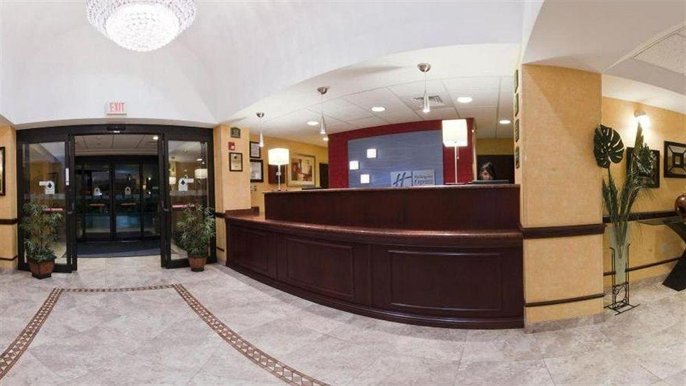 Holiday Inn Express Hotel & Suites Clewiston By Ihg Exterior photo